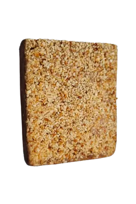 אגוזי לוז ושוקולד